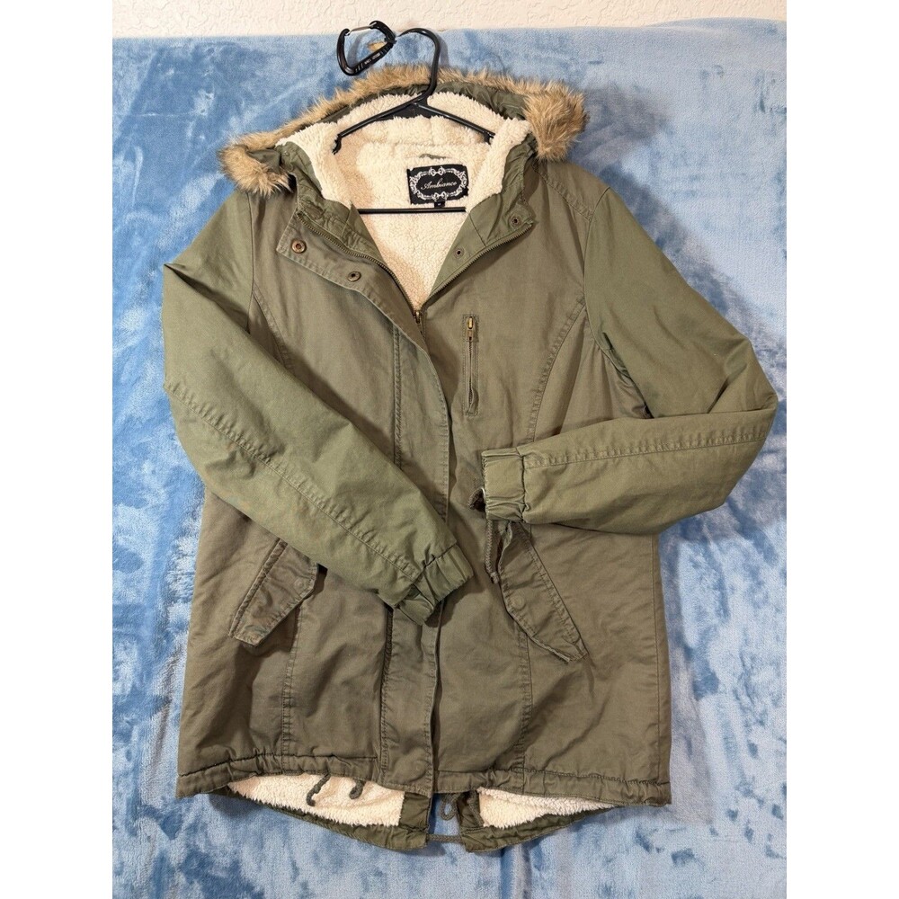 Ambiance Olive Green Parka Jacket Women's Medium Sherpa Lined Faux Fur Hood EUC